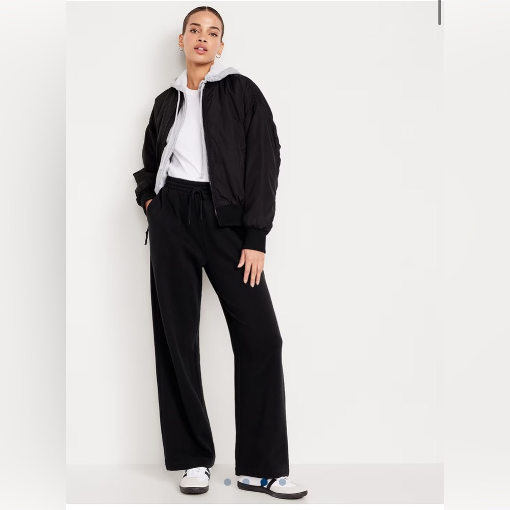 So comfy extra high wasted wide leg black old navy sweats